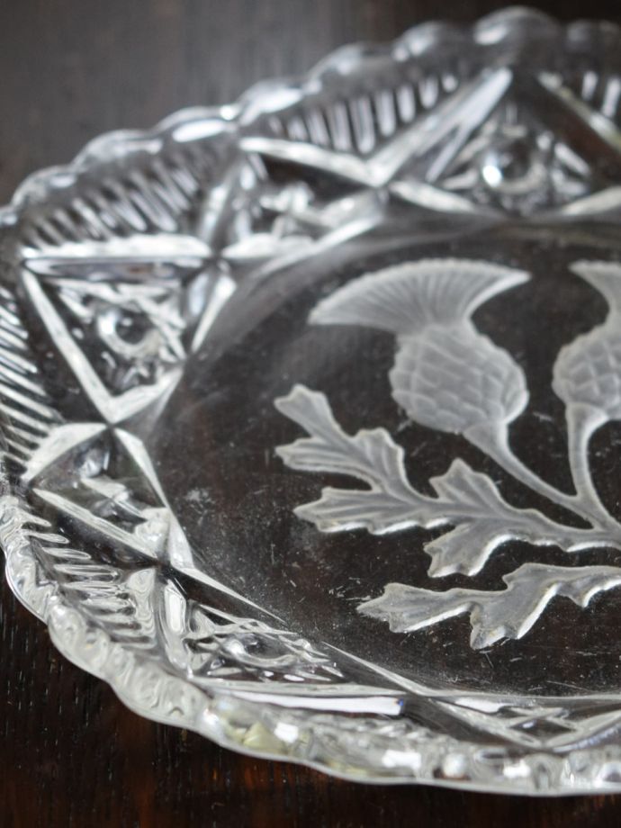 アンティークガラスのアクセサリートレイ