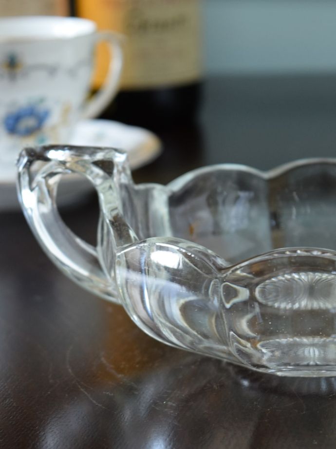 アンティークガラスの器