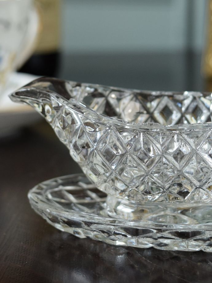 アンティークガラスのソースポット