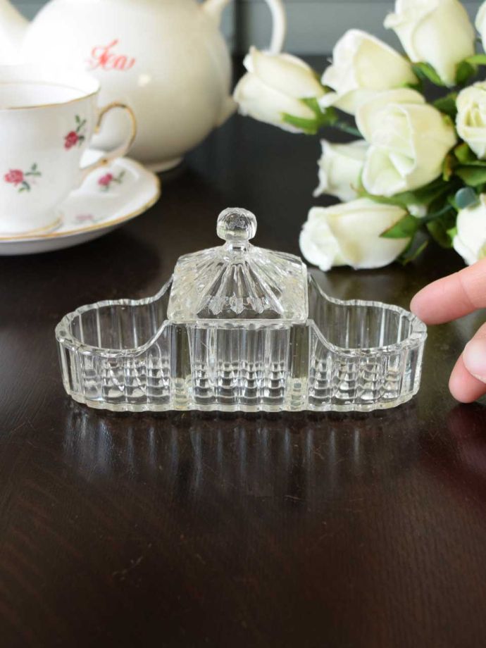 アンティークのガラス食器