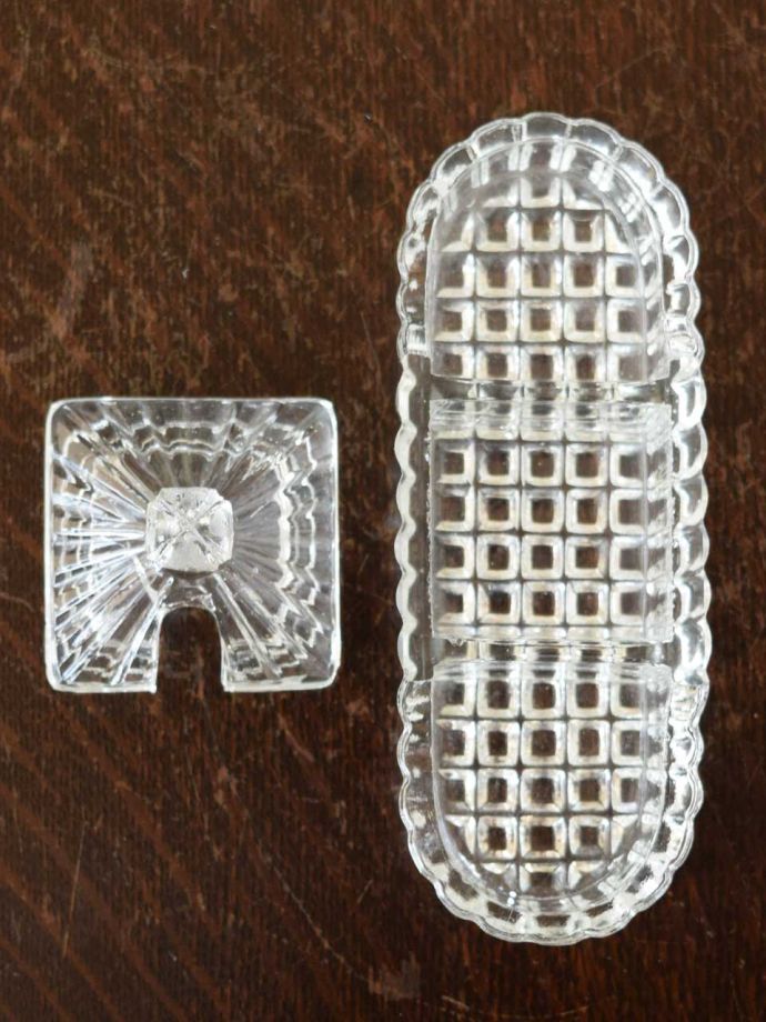 アンティークのガラス雑貨