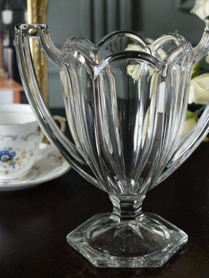 アンティークガラスの食器、セロリーベース