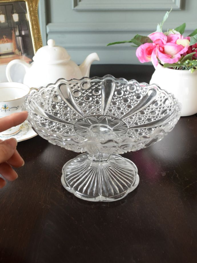 アンティークのガラス食器