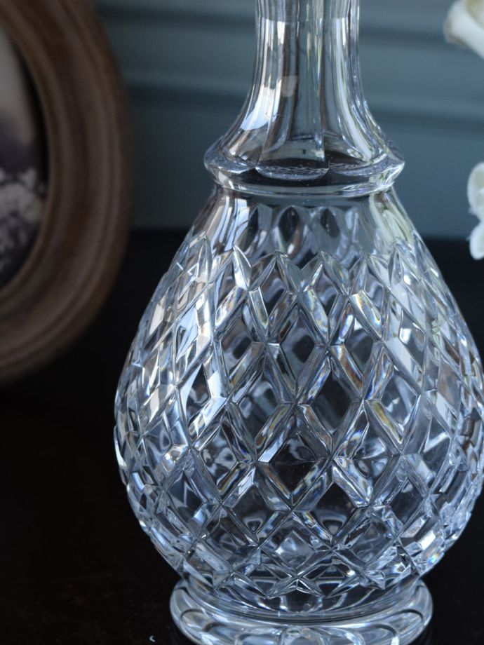 アンティークガラスのデカンタ