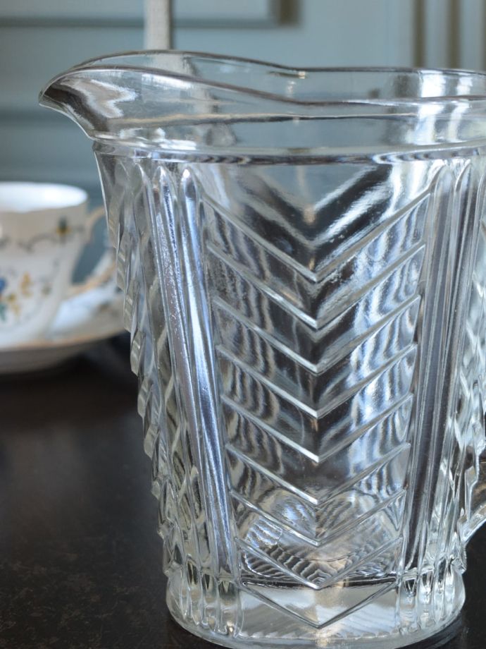 アンティークガラスのレモネードジャグ