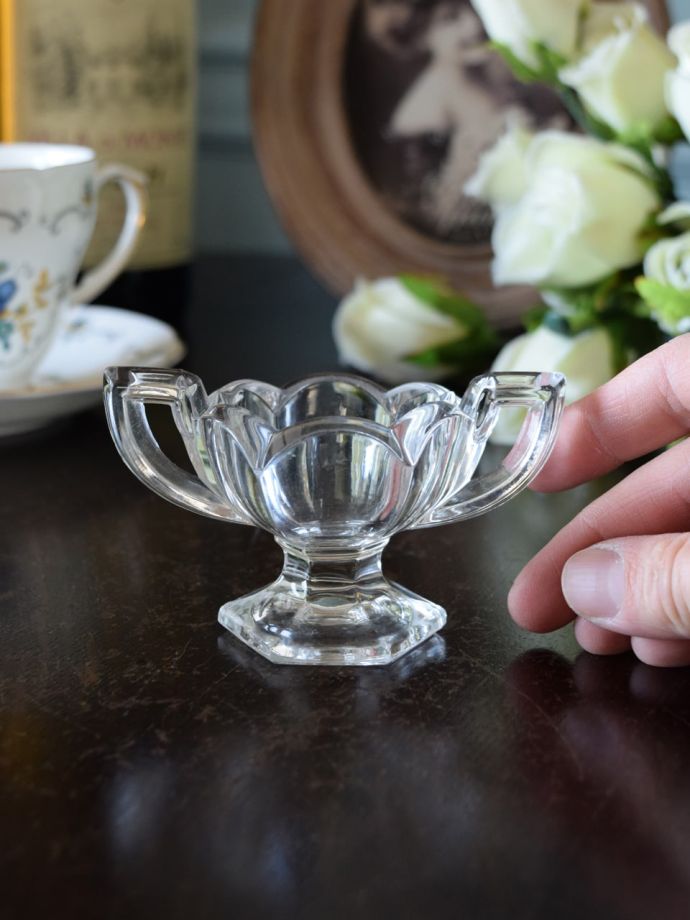 アンティークのガラス食器