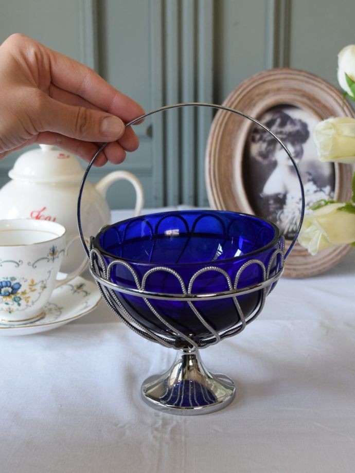 アンティークのシュガーボウル