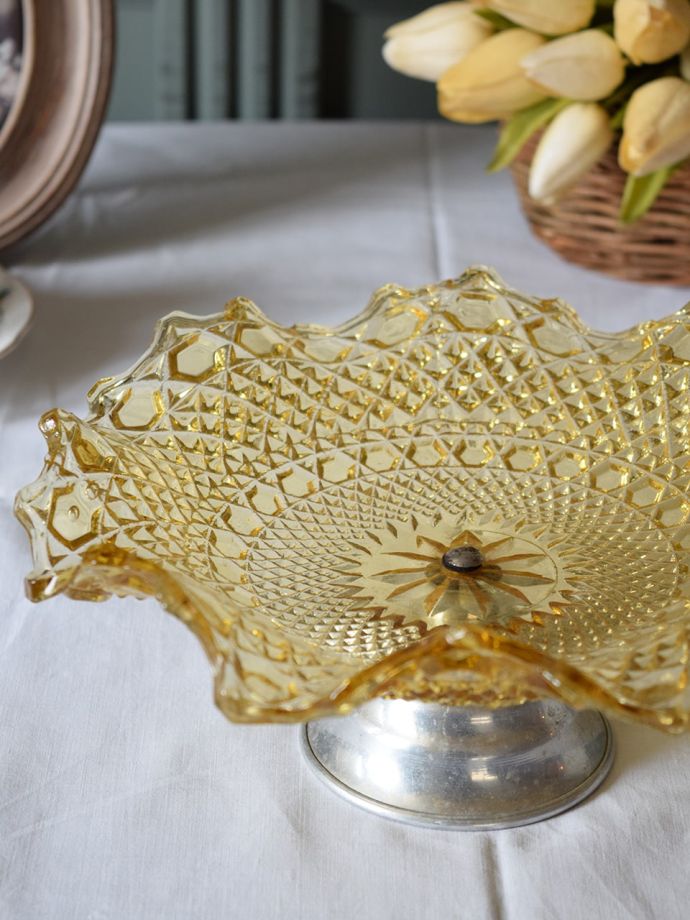 アンティークガラスの器