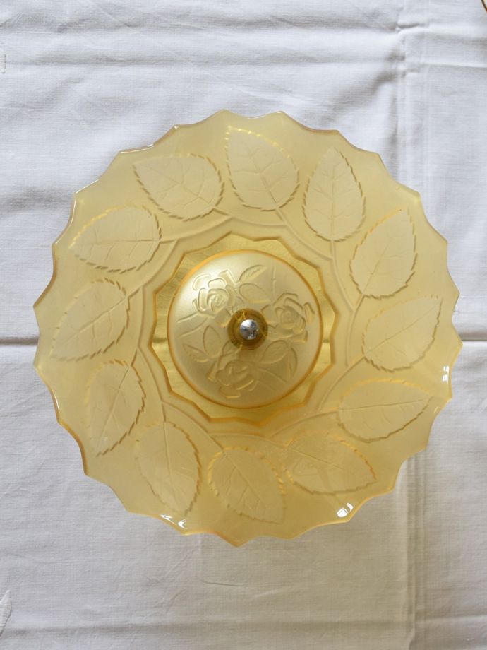 アンティークガラスの美しさ