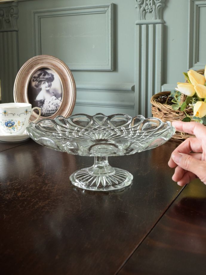 アンティークのガラス食器