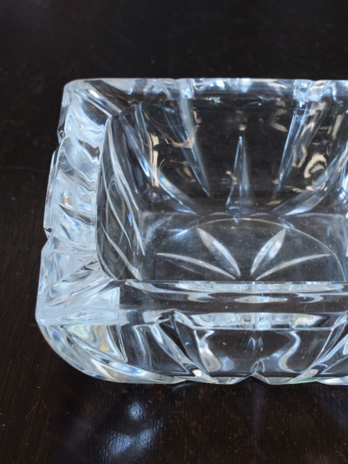 アンティークガラスの灰皿