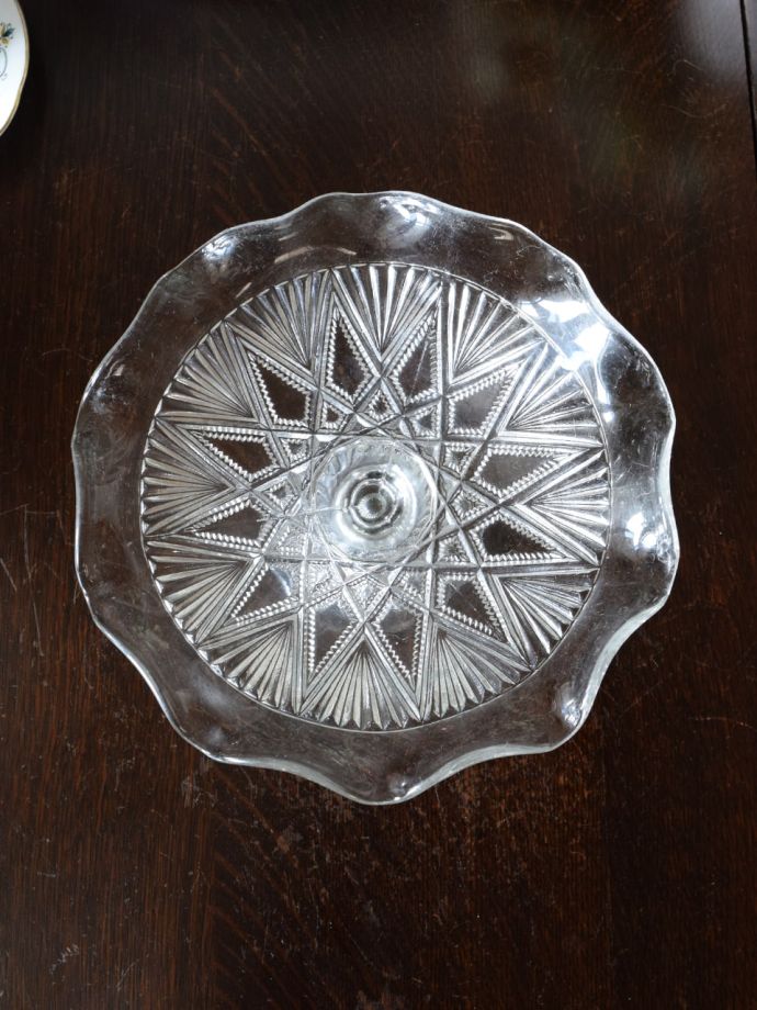 アンティークガラスの美しさ