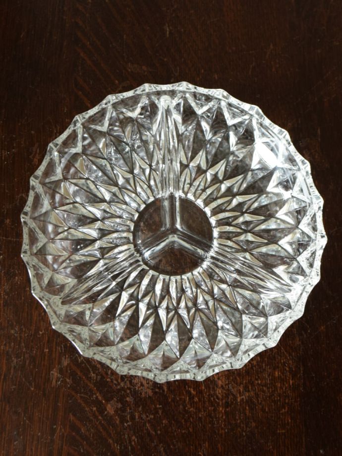 アンティークガラスの美しさ