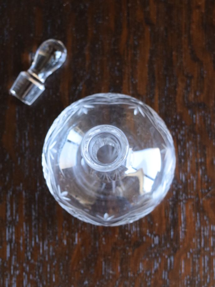 アンティークガラスの美しさ