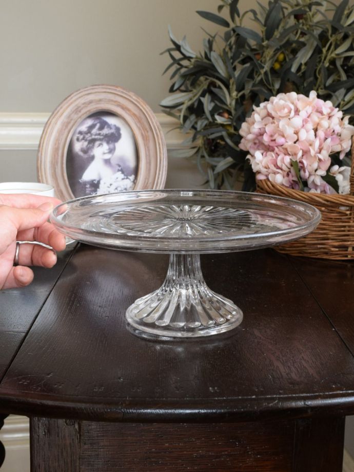 アンティークのガラス食器