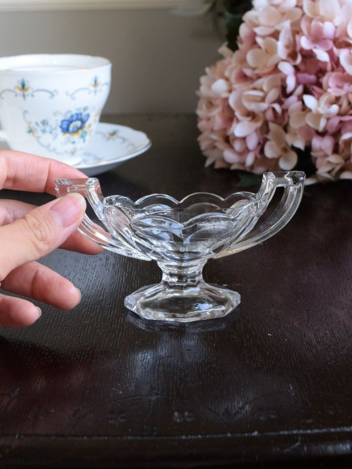 アンティークのガラス食器