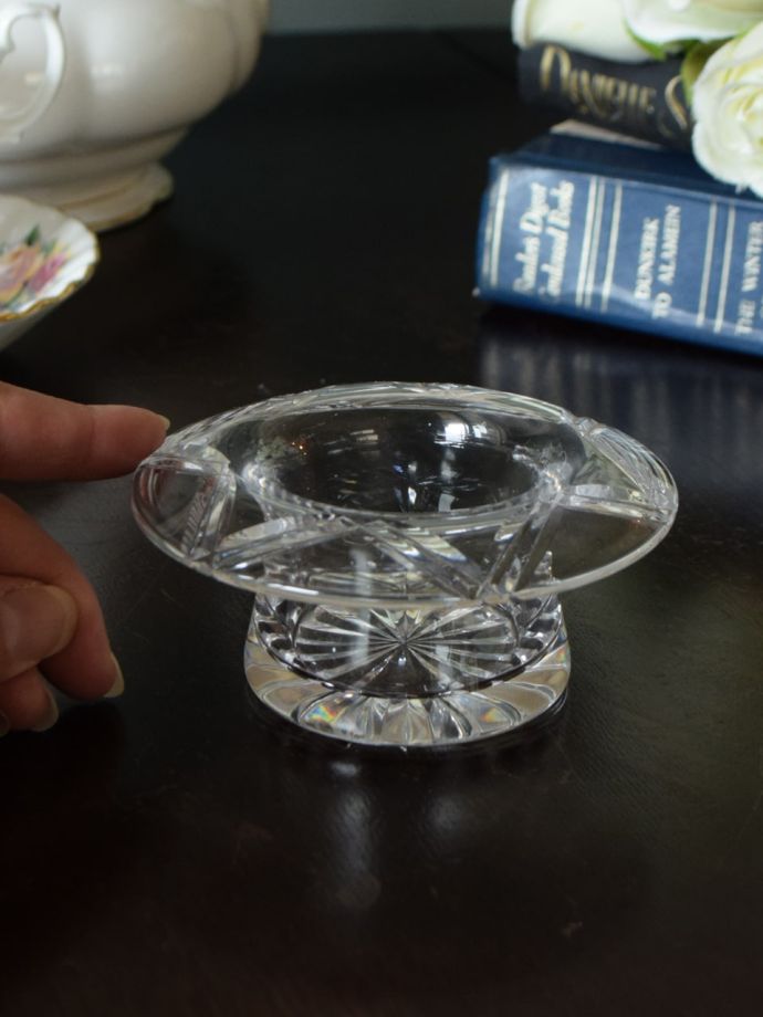 アンティークガラスのロウソク立て