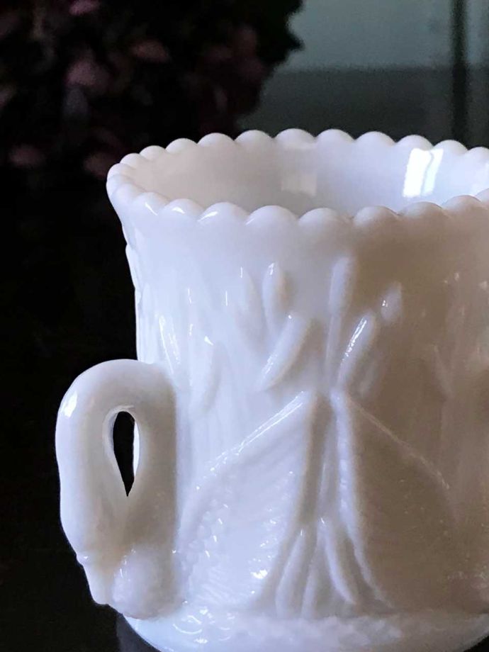 アンティークガラスの雑貨、フラワーベース