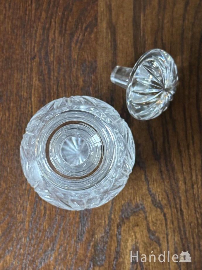 キラキラ輝くアンティークガラス