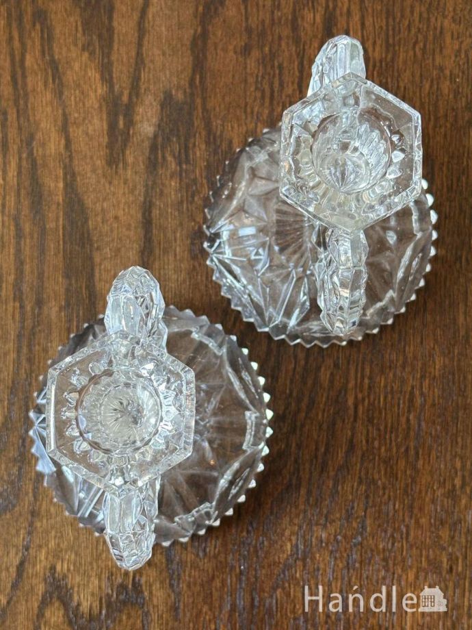 イギリスのアンティークガラス雑貨、プレスドグラスのガラスの