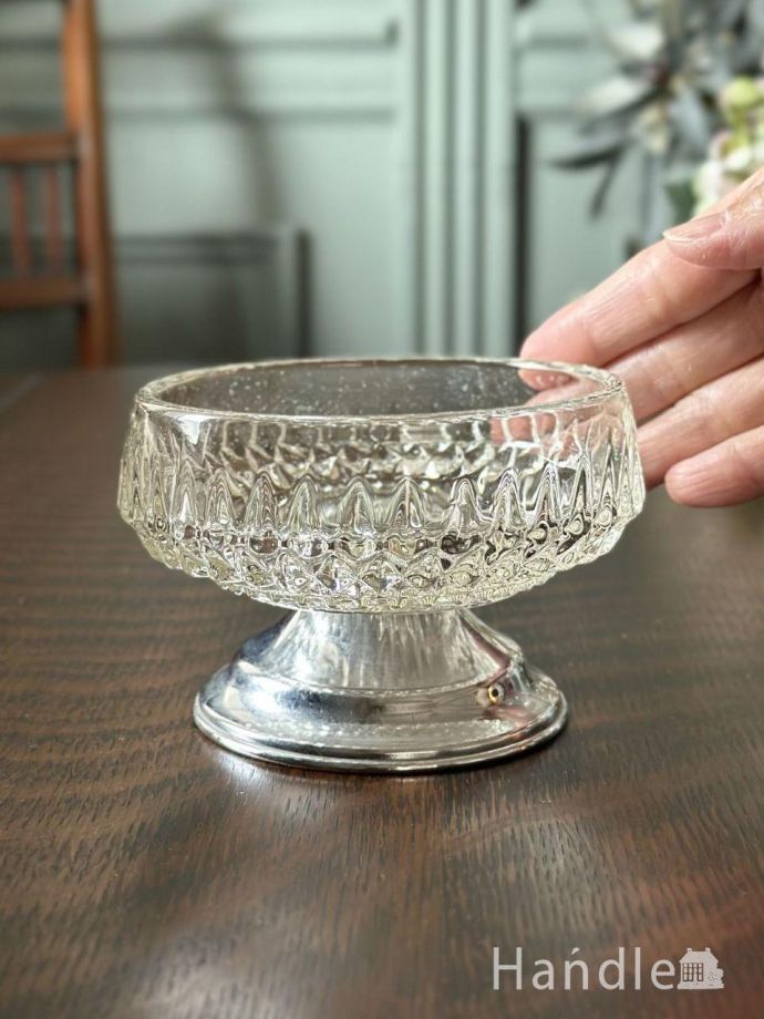 便利に使えるアンティークガラスの食器