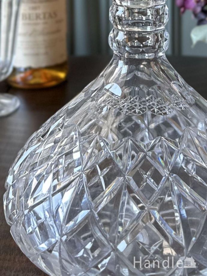 アンティークガラスのデカンタ