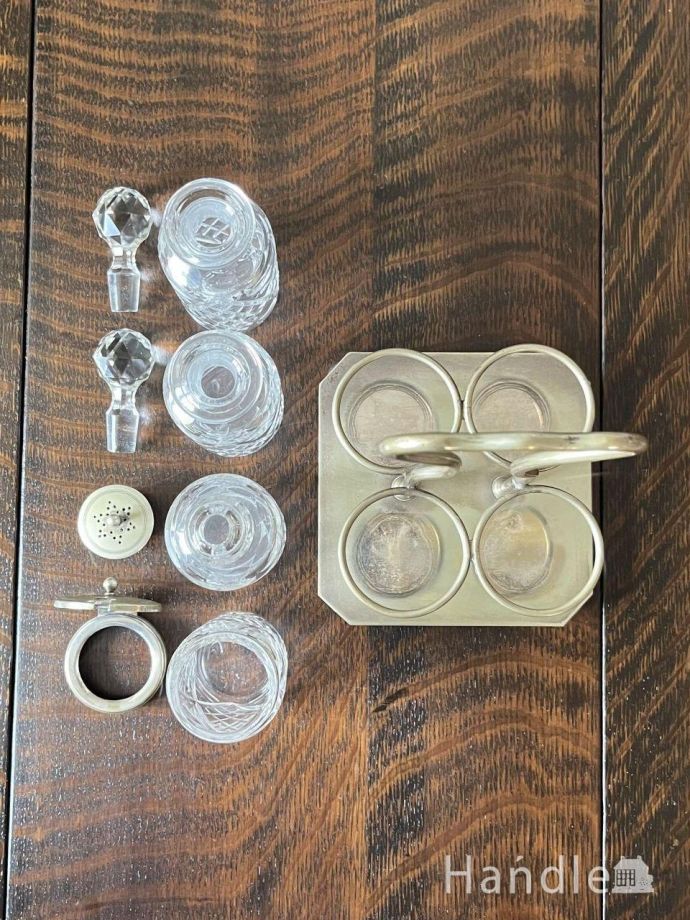 アンティークガラスの調味料入れ