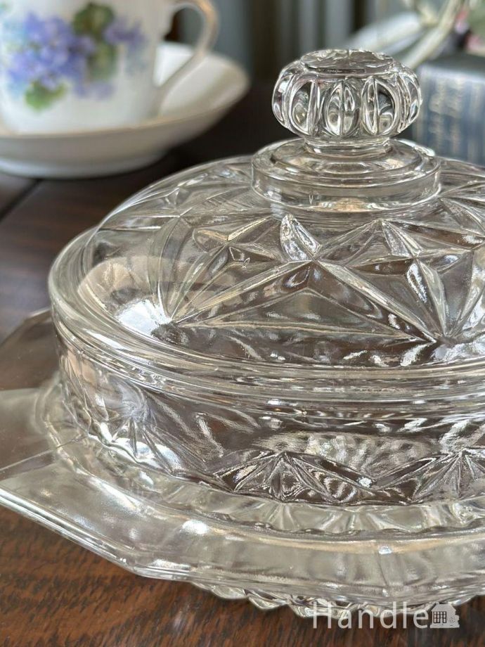 アンティークガラスのフタ付きケース