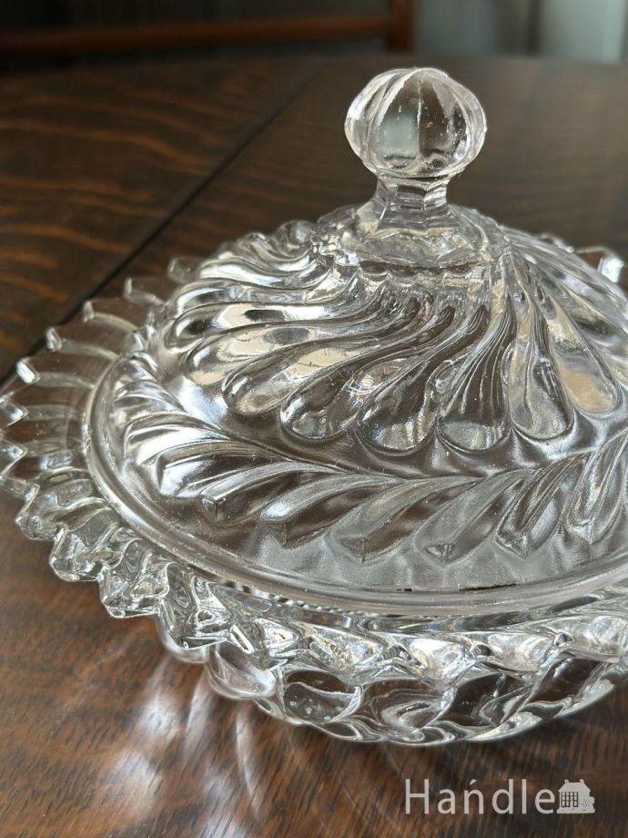 アンティークガラスのフタ付きケース