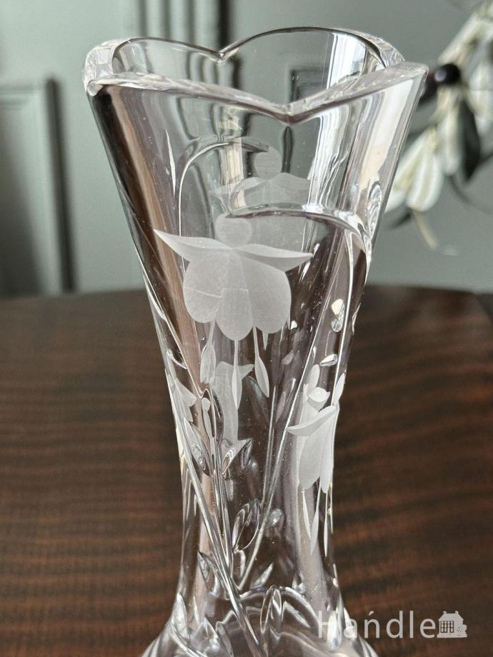 アンティークガラスのフラワーベース