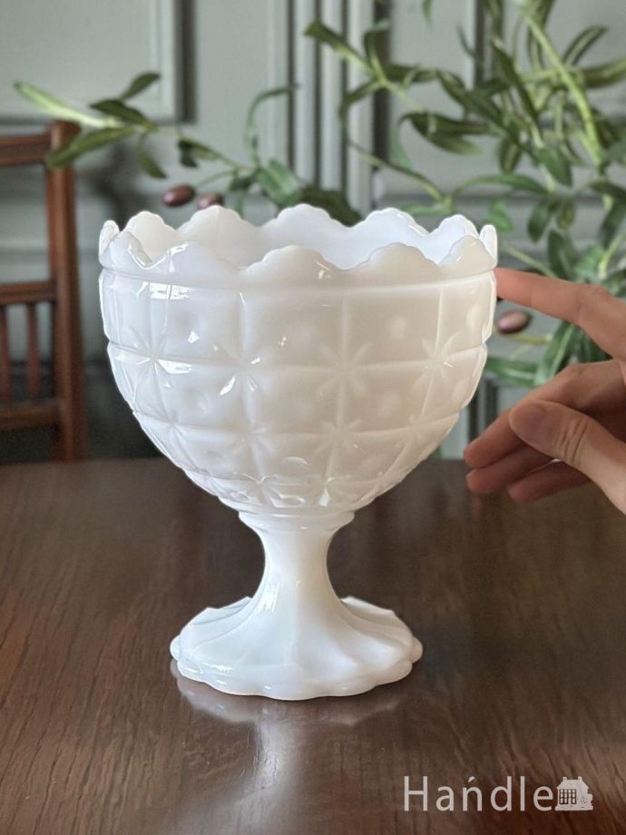 便利に使えるアンティークガラスの器