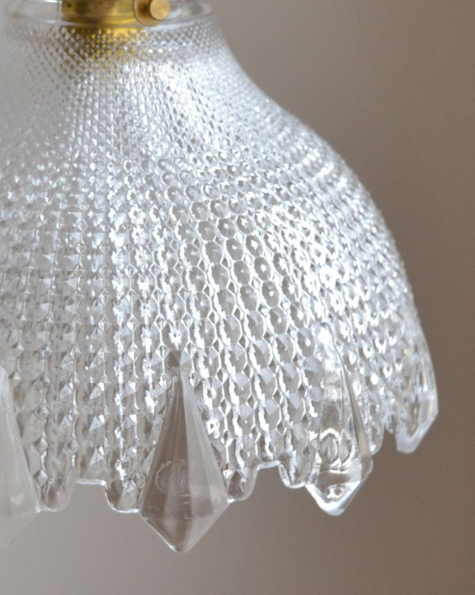 ガラスシェードの模様