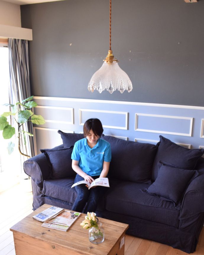 ペンダントライト　照明・ライティング　キラキラ光るカッティングのペンダントライト（コード・シャンデリア電球・ギャラリーA付き）。いろんなスタイルのお部屋に似合うペンダントライトです。(pl-001d)