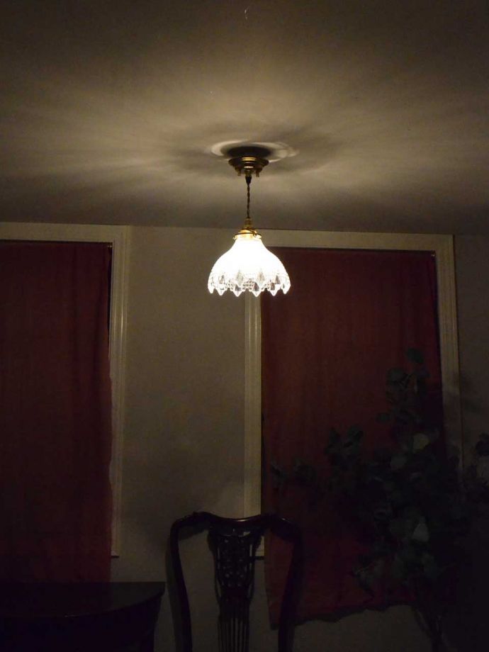 ペンダントライトの陰影