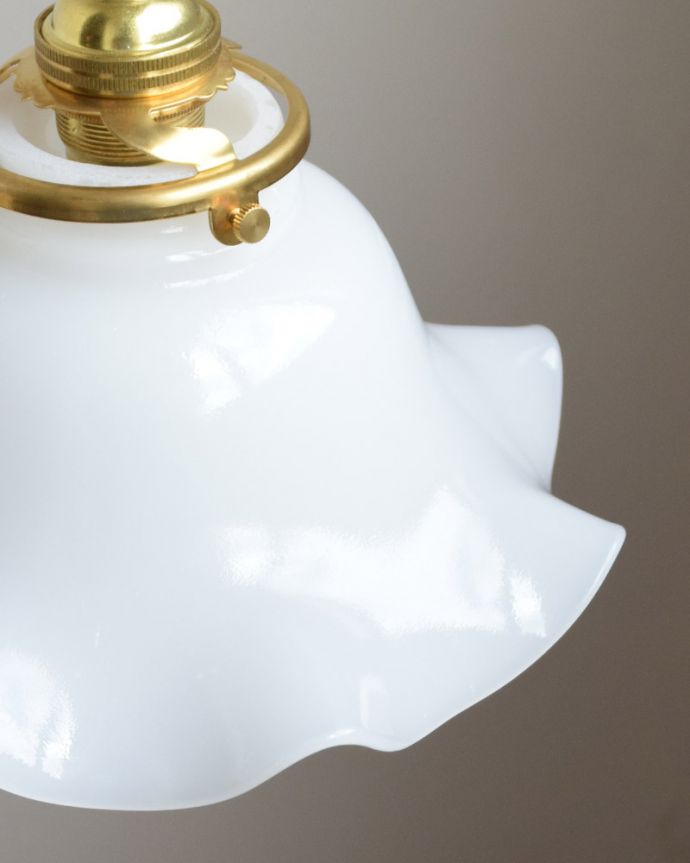 ガラスシェードの模様