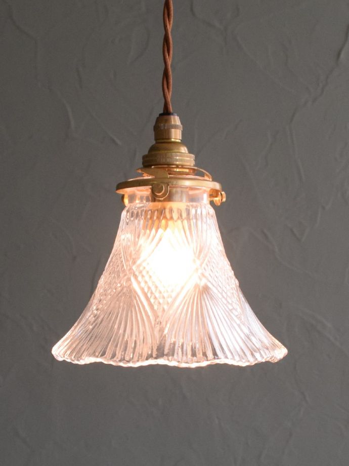 アンティーク風のペンダントライト