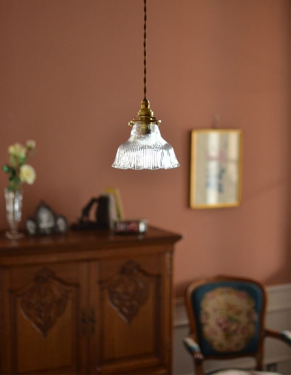 ペンダントライト 照明・ライティング ペンダントライト(コード・シャンデリア電球・ギャラリーA付き)。スカートのようなフリルがとっても可愛いです。(pl-028c)