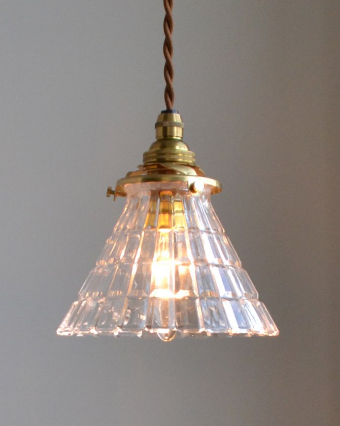 アンティーク風のペンダントライト