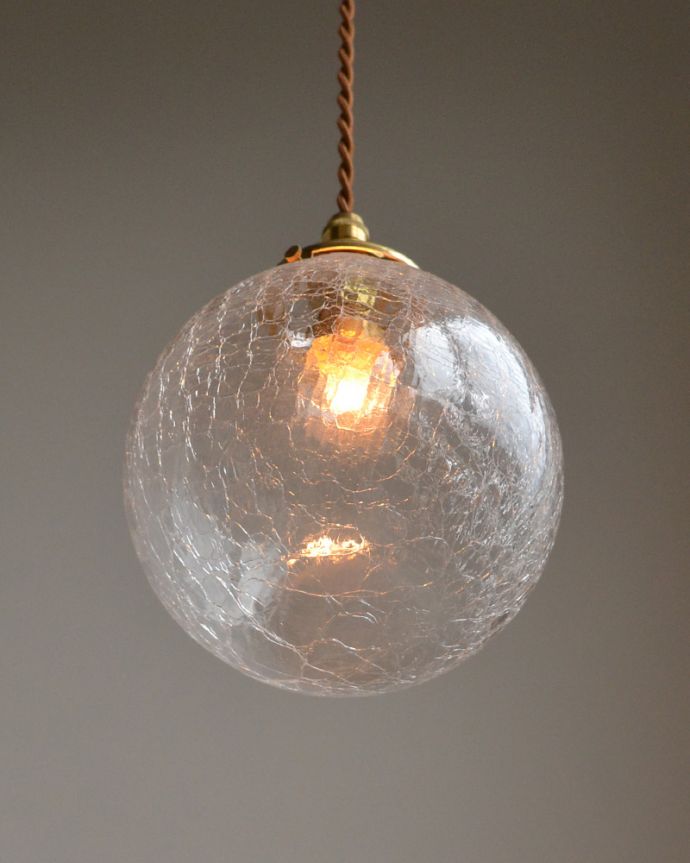 点灯後のペンダントライト