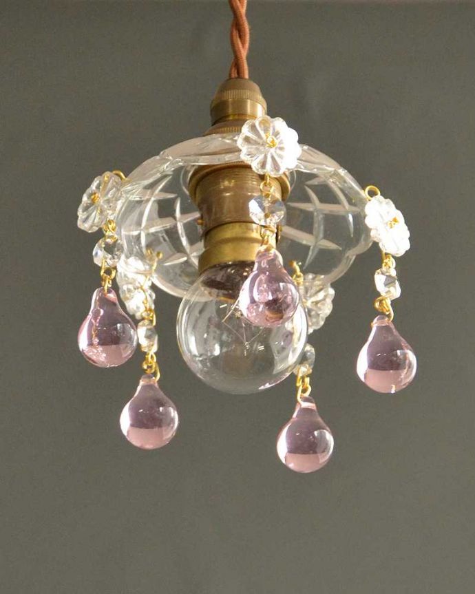 Handleオリジナル　照明・ライティング　Handleオリジナル プチ シャンデリア  B（コード・丸球・ギャラリーなし）。下から見ると･･･お昼と夜で、なんだか違った雰囲気の表情を見せてくれるプチシャンデリア。(pl-091-o)