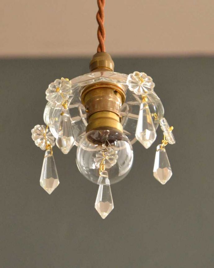 Handleオリジナル 照明・ライティング Handleオリジナル プチ シャンデリア G(コード・丸球・ギャラリーなし)。下から見ると・・・お昼と夜で、なんだか違った雰囲気の表情を見せてくれるプチシャンデリア。(pl-096-o)