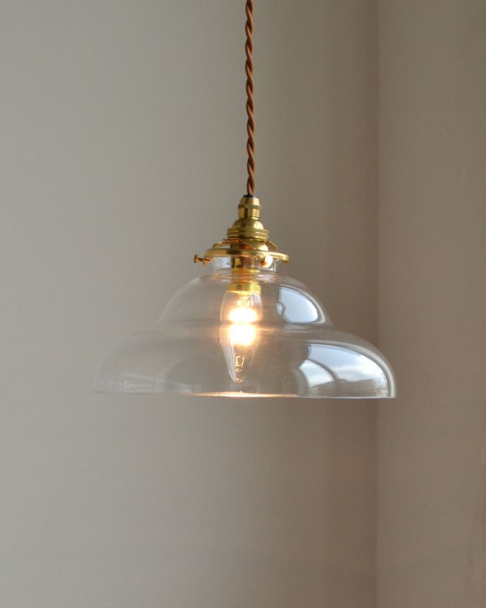 クリアガラスがキレイなペンダントライト（コード・シャンデリア球