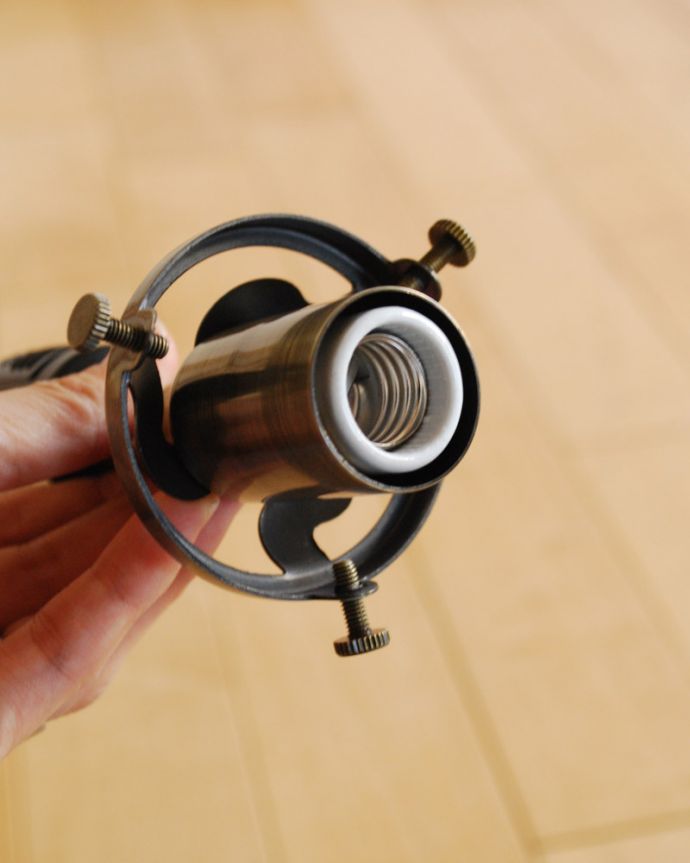 スポットライト　照明・ライティング　クラック入りガラスシェード（ダクトレール専用スポットライト）（電球なし）。日本仕様の口金です電球は日本球E17型（60Wまで）対応です。(pl-195)