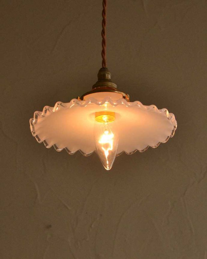 点灯後のペンダントライト