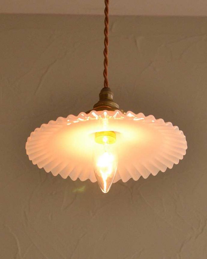 点灯後のペンダントライト