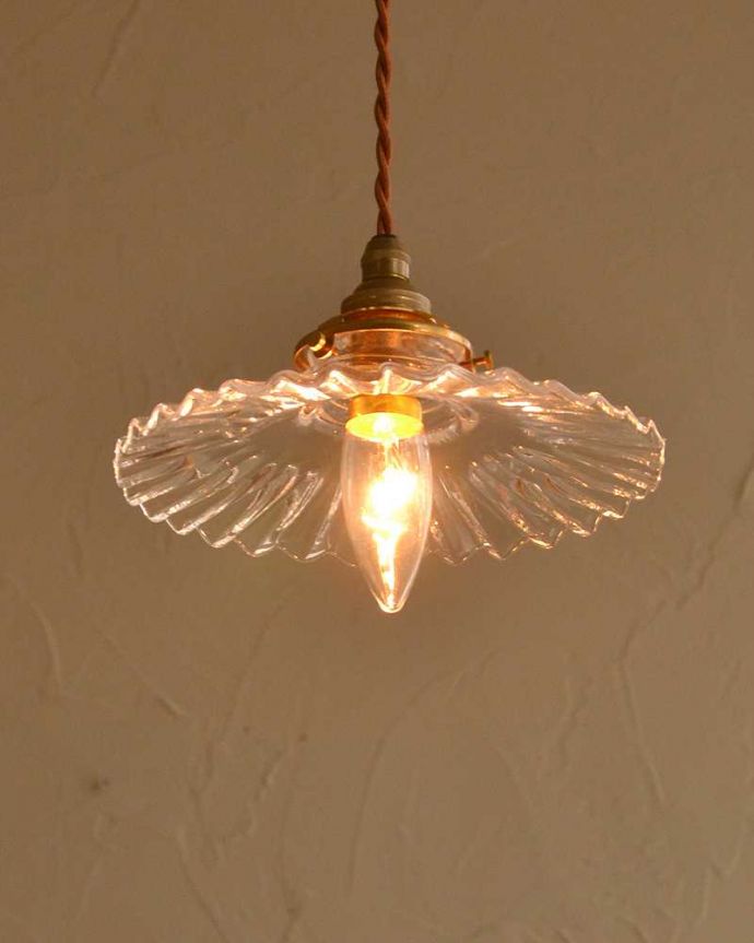 点灯後のペンダントライト