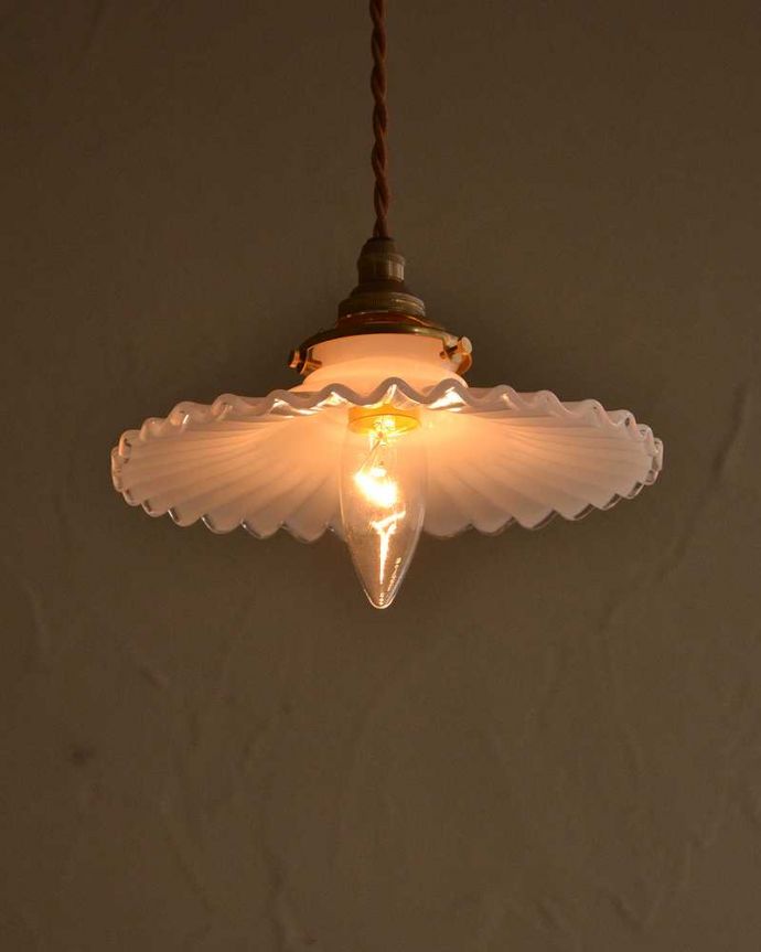 点灯後のペンダントライト