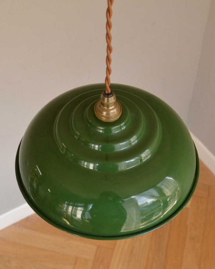 ペンダントライト　照明・ライティング　懐かしい雰囲気が可愛らしい琺瑯ペンダントランプ （コード・シャンデリア電球・ギャラリーなし）。。(pl-215)