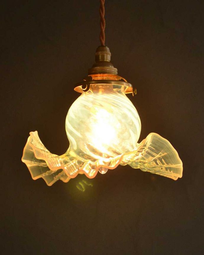 アンティーク風のペンダントライト