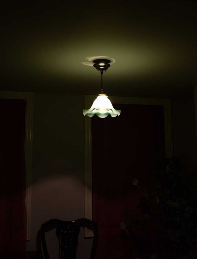 ペンダントライトの陰影